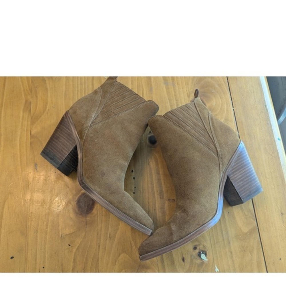 Marc Fisher LTD Suede Heeled Ankle Booties Pointed Toe Brown Size 11M‎